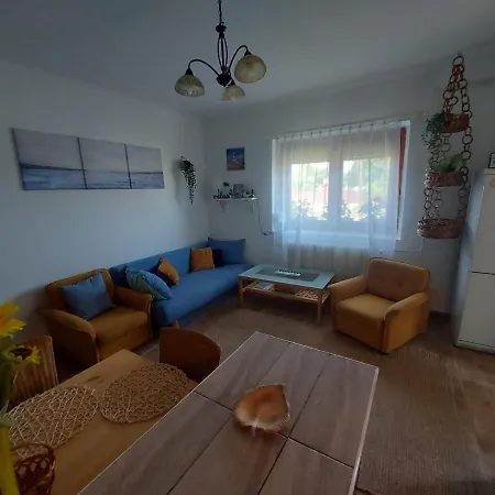 Tisza-tavi Kiserdo Vendeghaz Holiday home Tiszaderzs