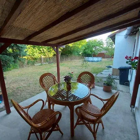 Tisza-tavi Kiserdo Vendeghaz Holiday home Tiszaderzs