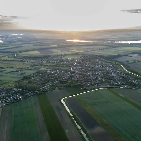 Tisza-tavi Kiserdo Vendeghaz Dom wakacyjny Tiszaderzs