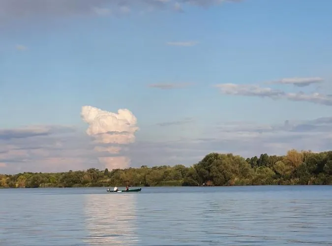 Tisza-tavi Kiserdo Vendeghaz Дом отдыха